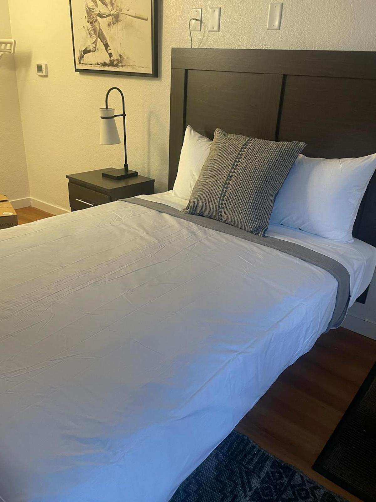 King Oscar Motel Сентралия Екстериор снимка