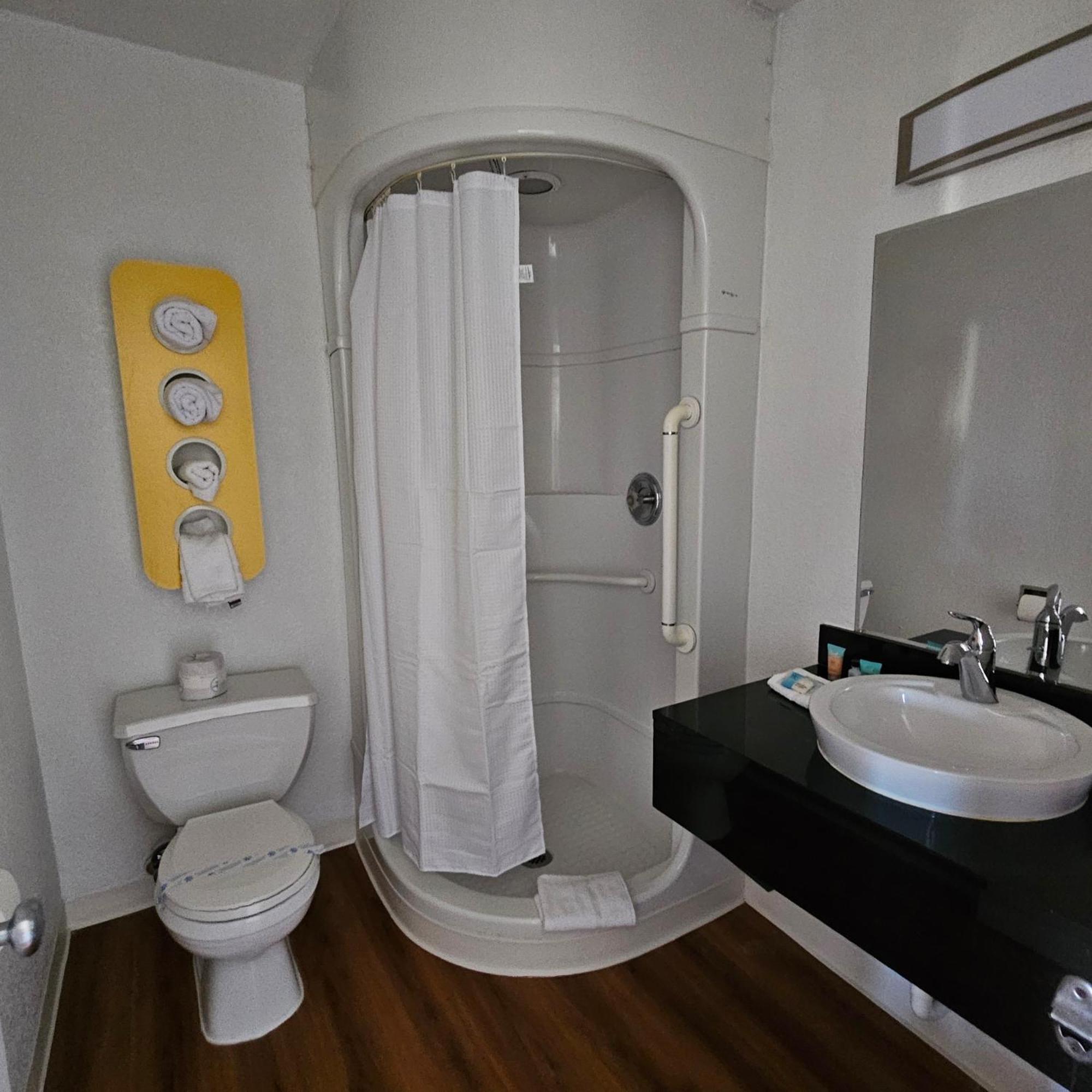 King Oscar Motel Сентралия Екстериор снимка