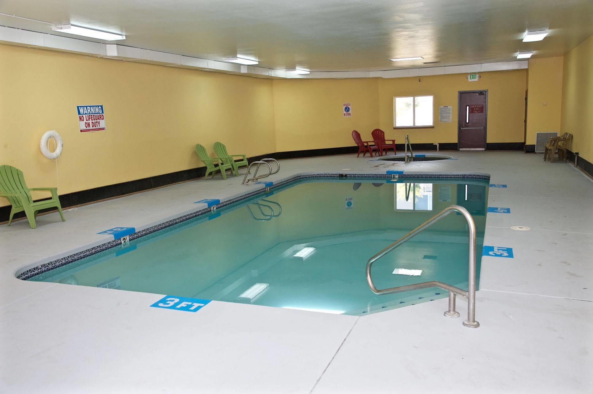 King Oscar Motel Сентралия Екстериор снимка
